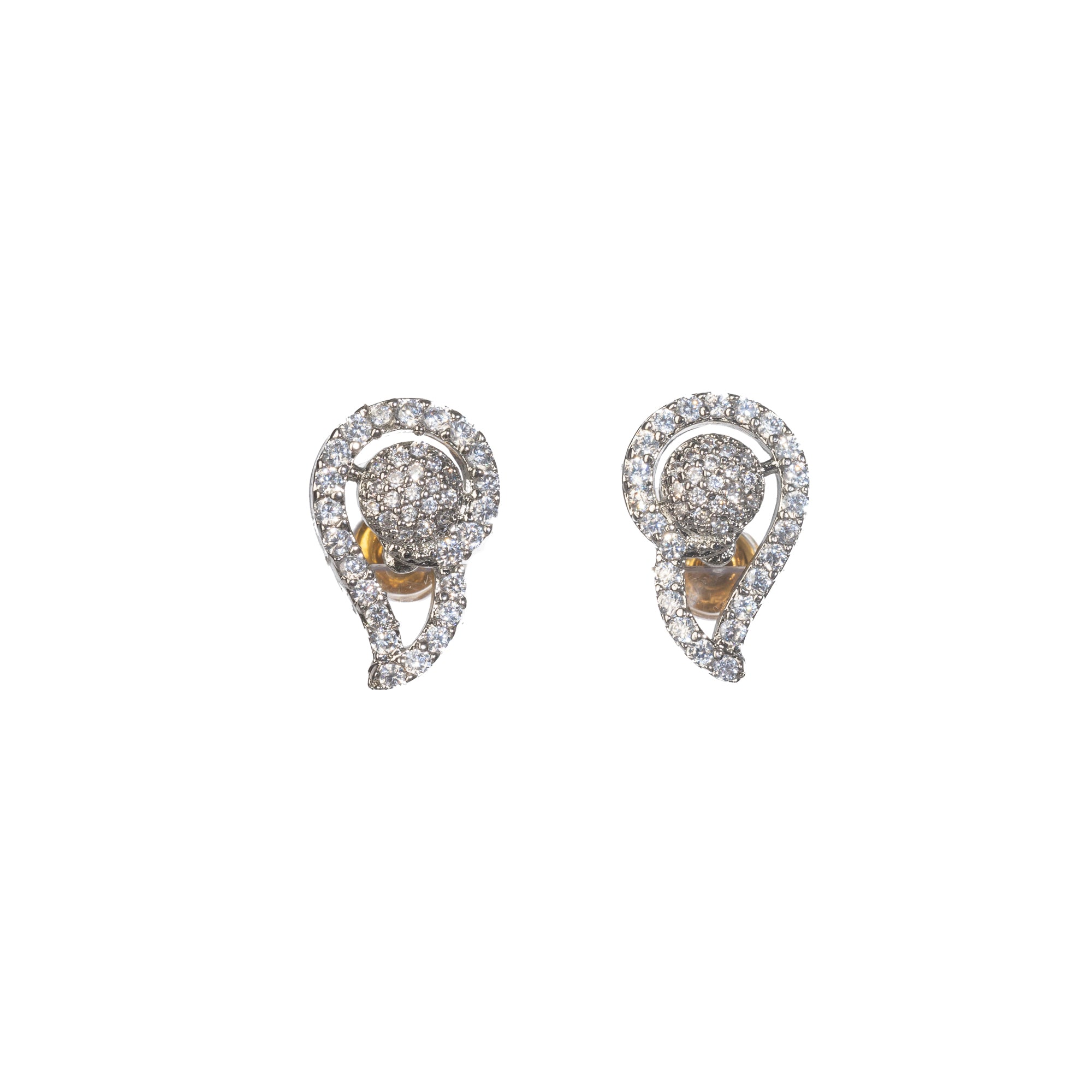 "Black zircon mangalsutra in gold, blending traditional charm with radiant, modern sparkle."