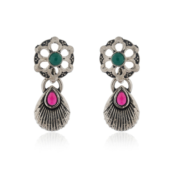 Elegant oxidized choker set with matching earrings and bracelet, ideal for a stylish festive look.