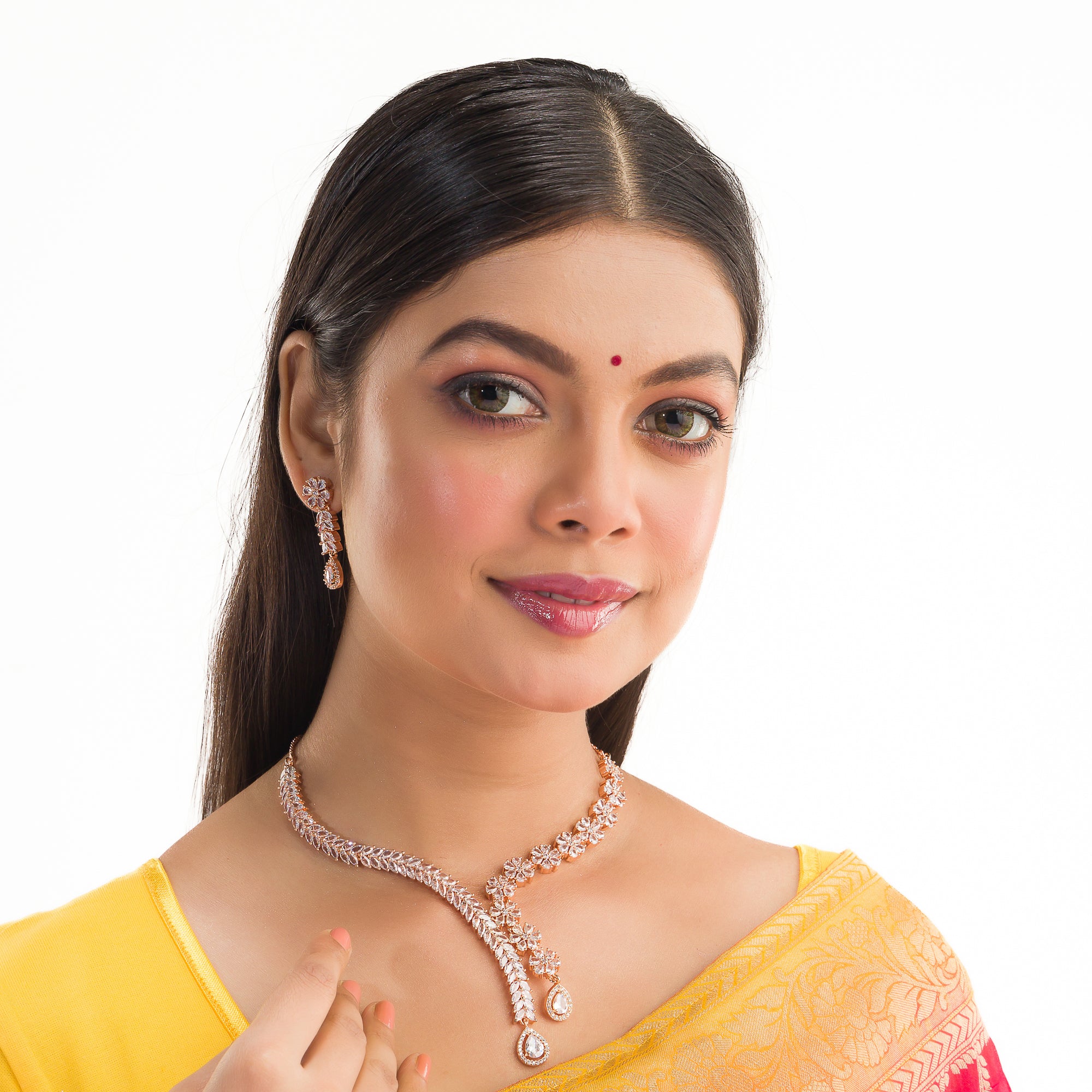 "Flower and leaf design zircon necklace in rose gold offers chic elegance and timeless style."

