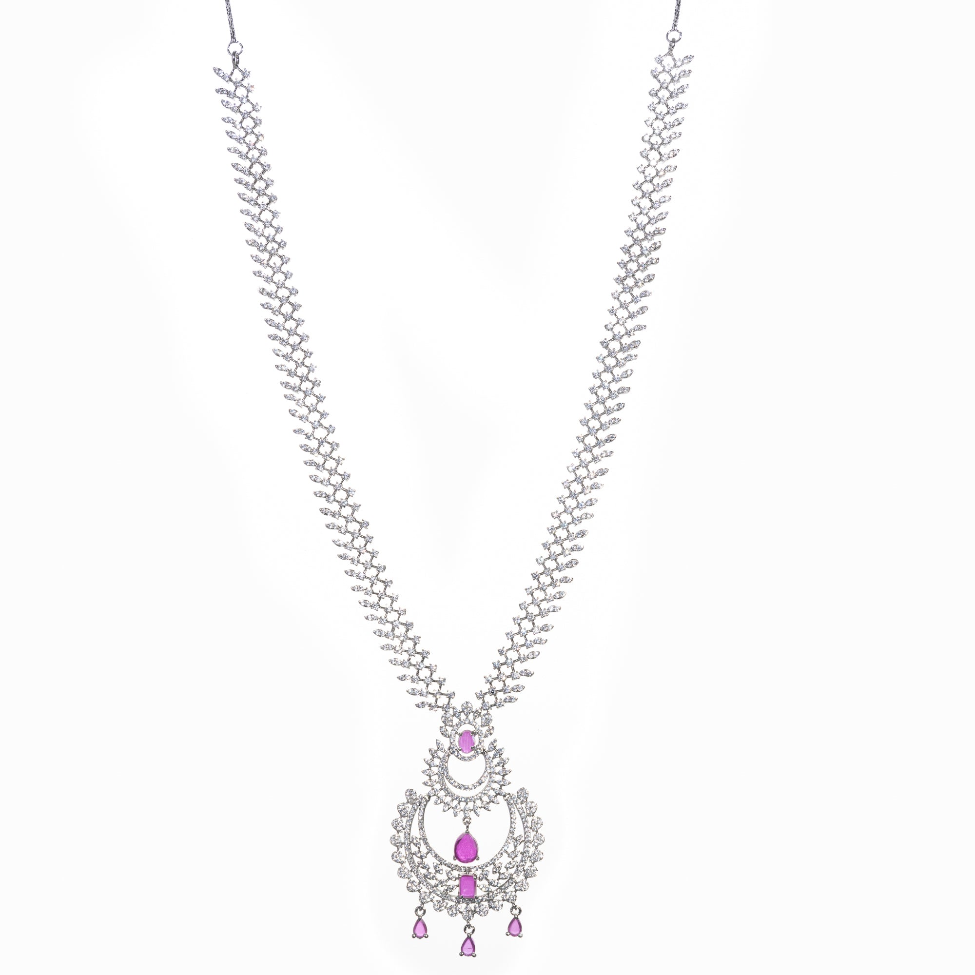 "Zircon necklace with leaf motifs exudes natural elegance and timeless beauty."
