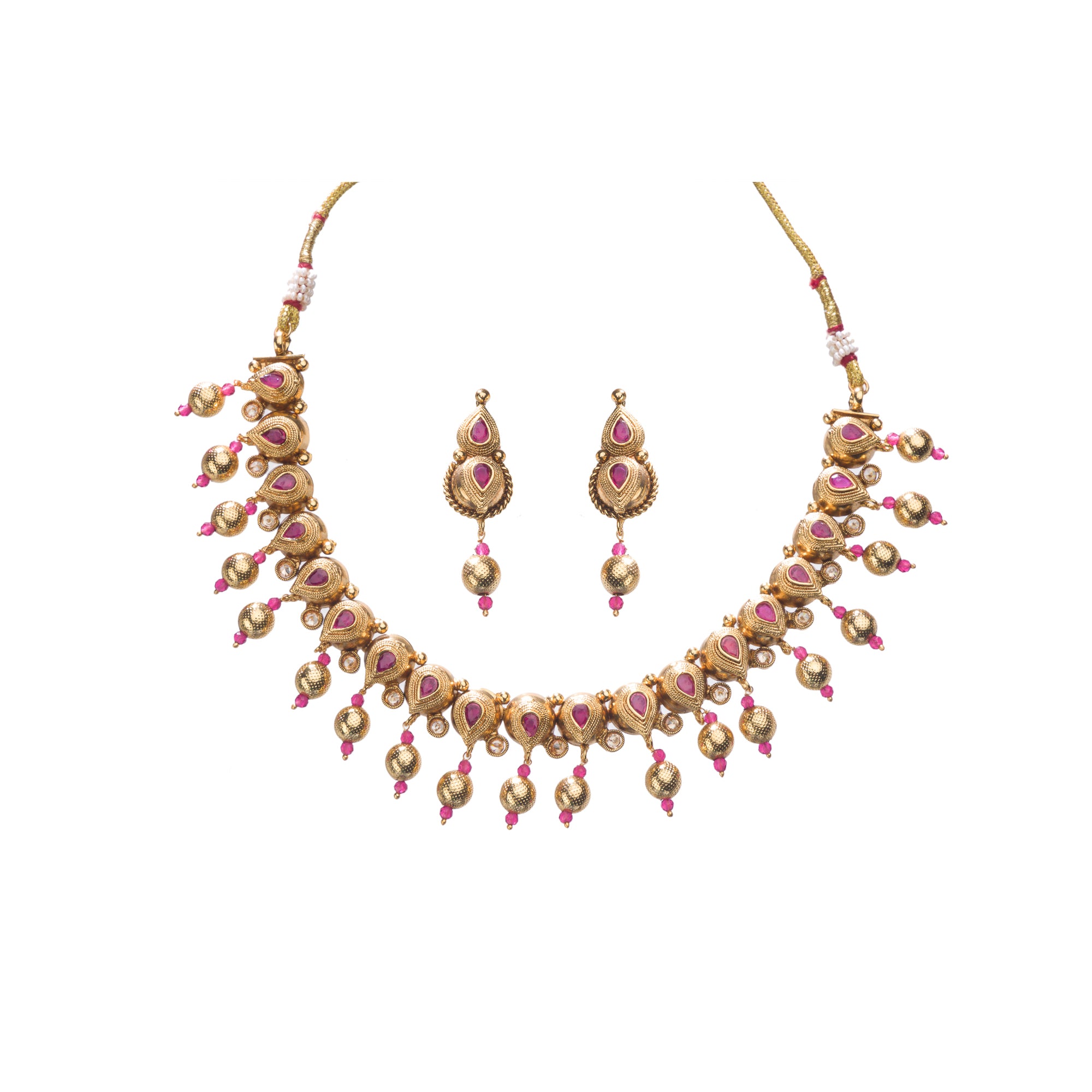 Sophisticated gold-tone choker exudes timeless charm for festive occasions
