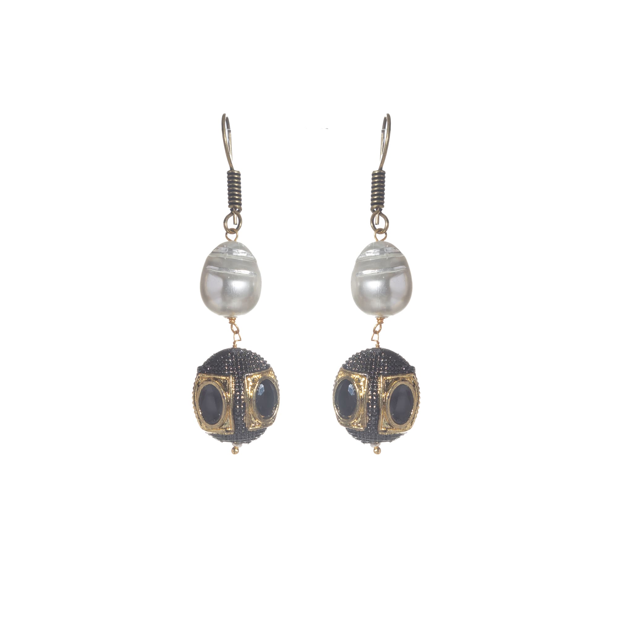 "Elegant white pearl long necklace with golden accents for a glamorous finish."
