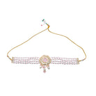 "White pearl necklace with a pink stone, combining classic and vibrant elegance."
