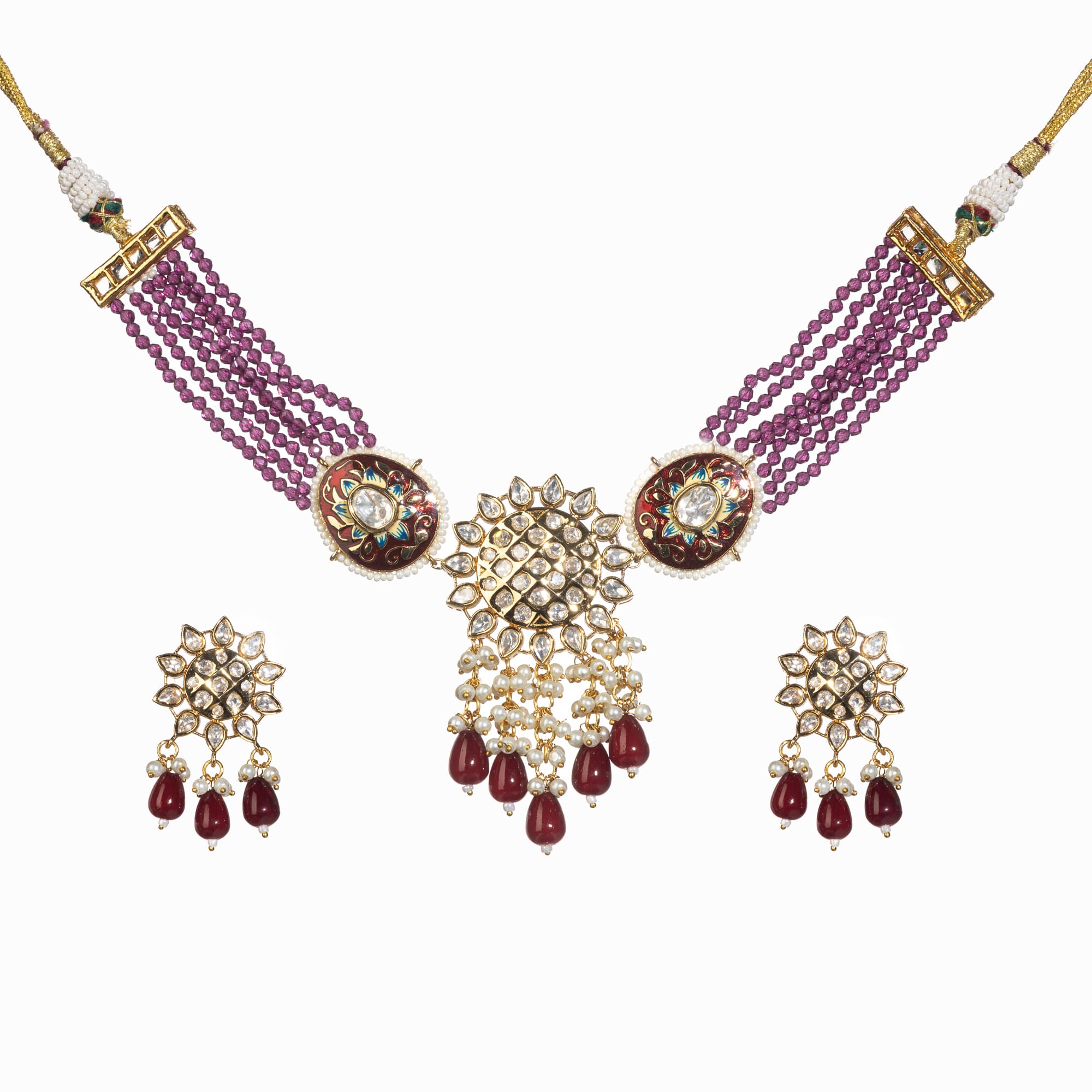 Pink kundan choker with gold-tone polish for a vibrant, elegant style.
