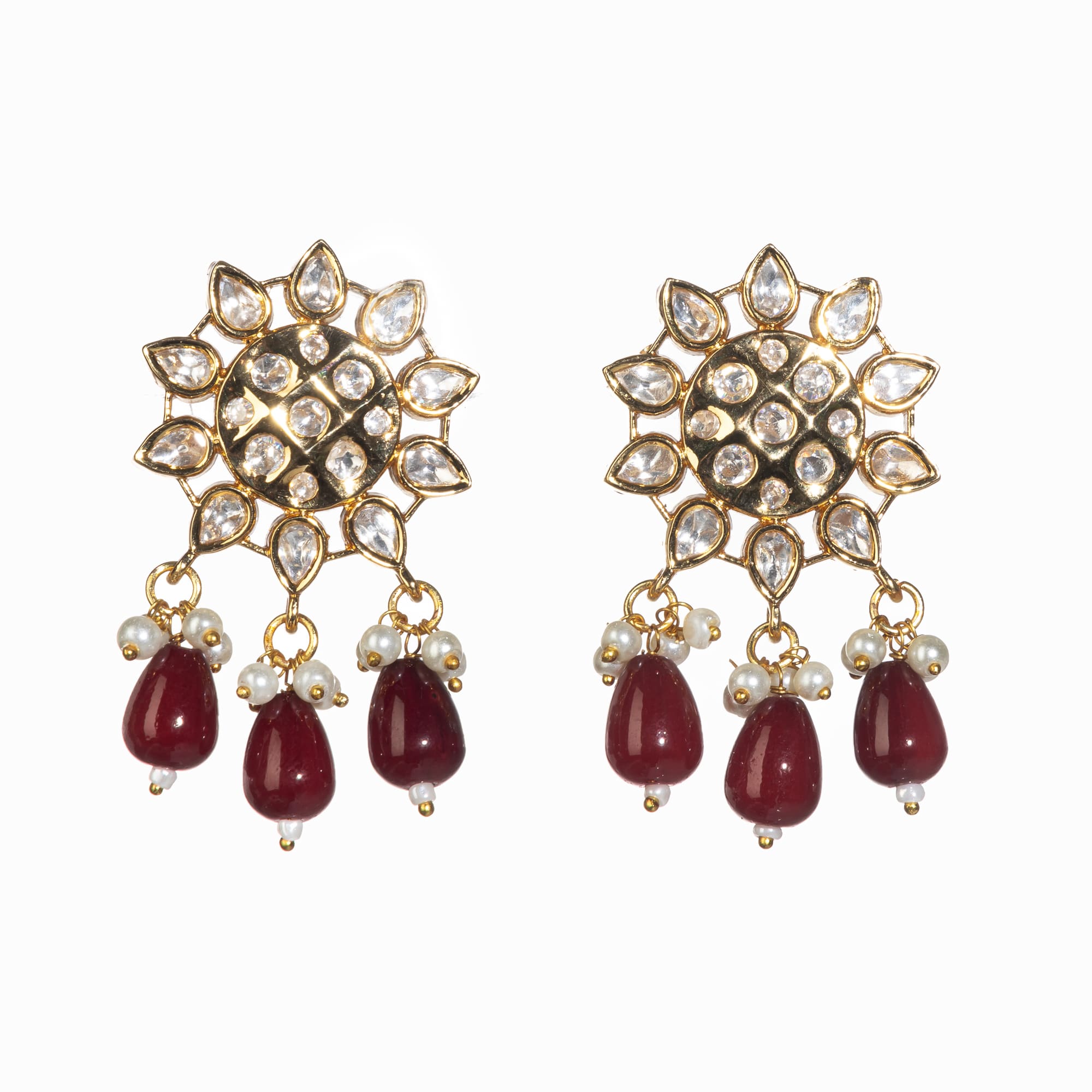 Pink kundan choker with gold-tone polish for a vibrant, elegant style.
