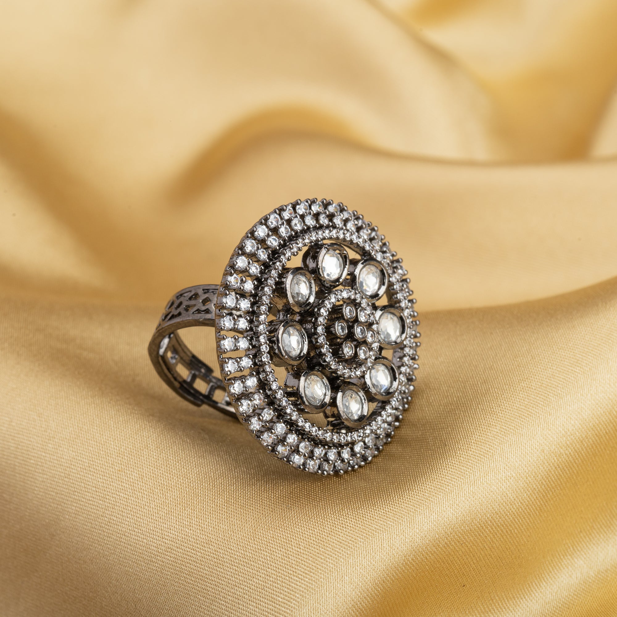 Black zircon finger ring in silver showcases a bold and sophisticated design for any occasion.
