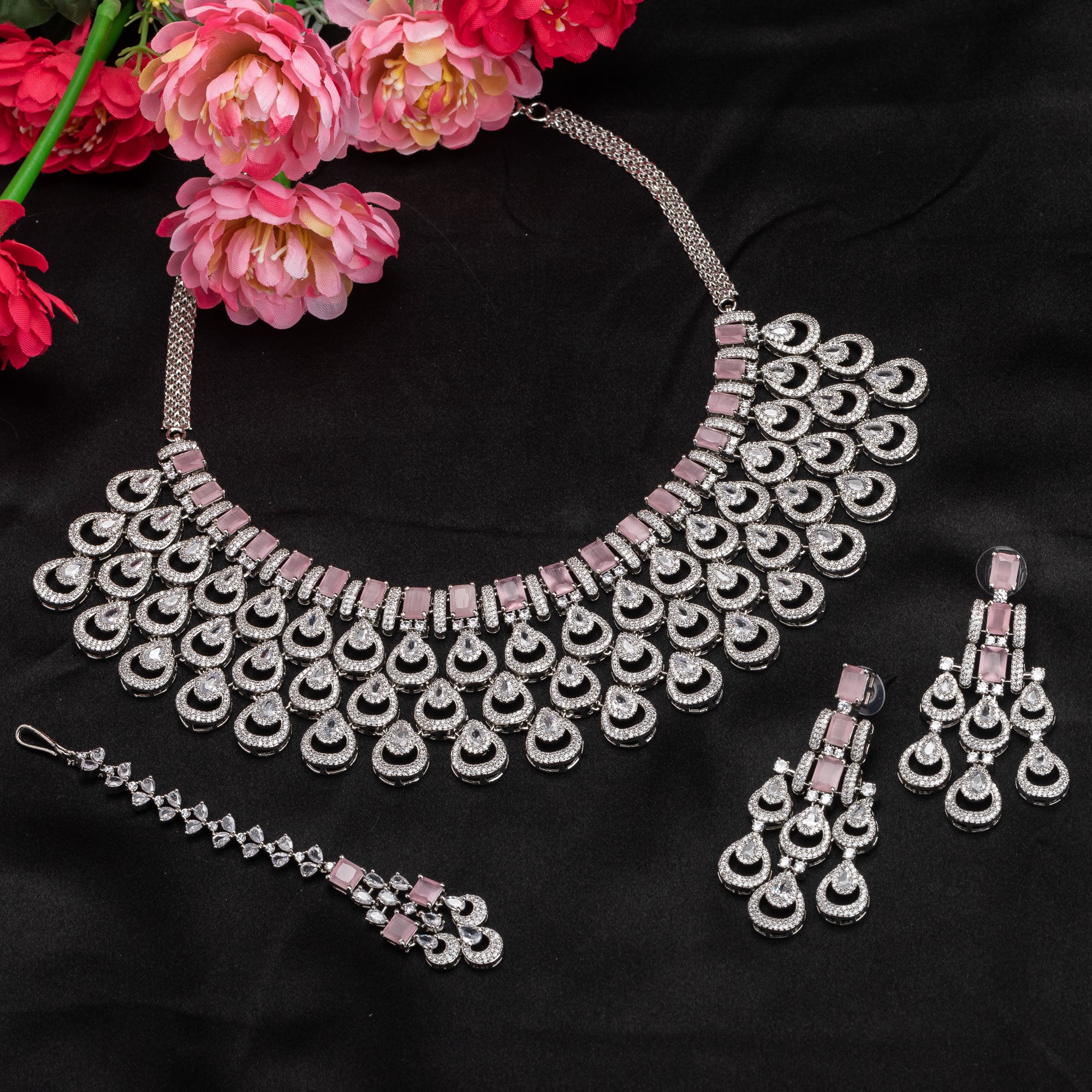 Orchid zircon bridal necklace set with earrings and maangtika.
