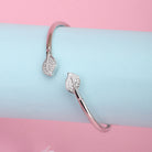 Elegant 925 silver bracelet with beautiful designs, perfect for everyday wear.
