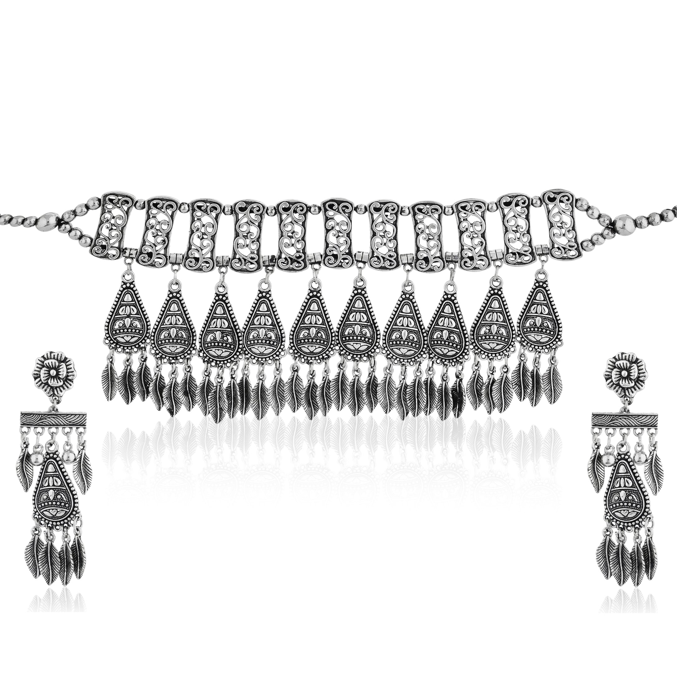 Stylish oxidized choker set with matching earrings and bracelet for a complete festive ensemble.
